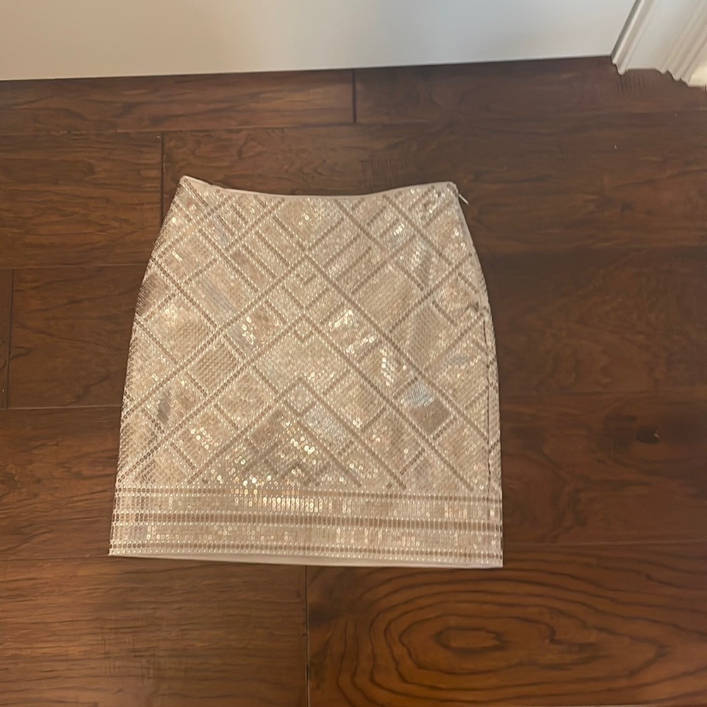 White House Black Market Skirt